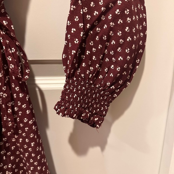 Abercrombie & Fitch Burgundy Floral Long Sleeve Wrap Dress – Size S - Picture 3 of 7